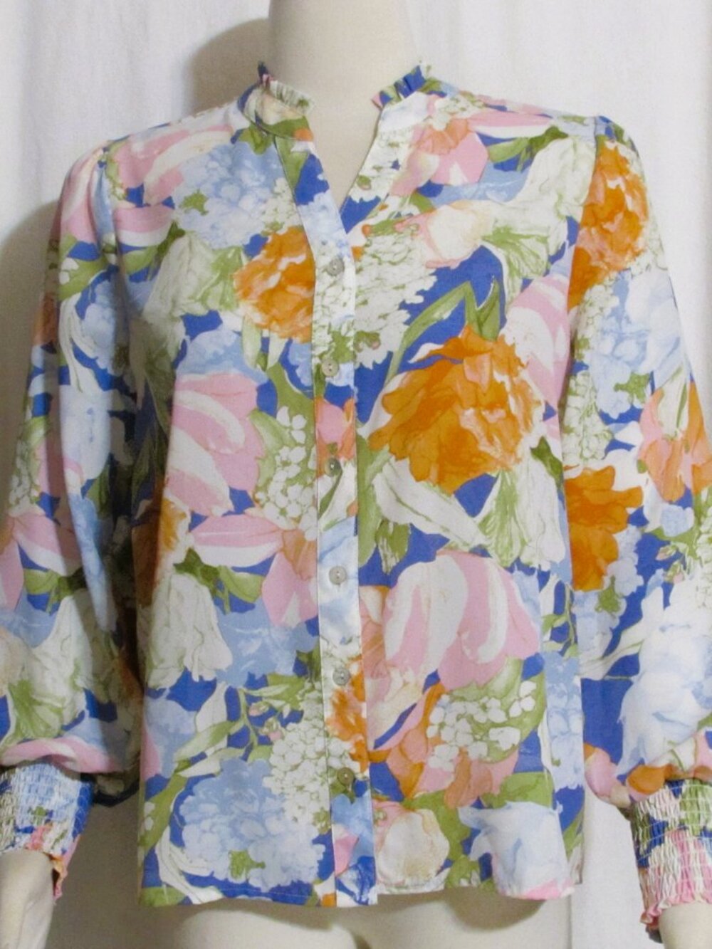 NEW Womens Ladies Petites FEVER Blue, Pink & Orange Floral Silky Top PM ORIG $69